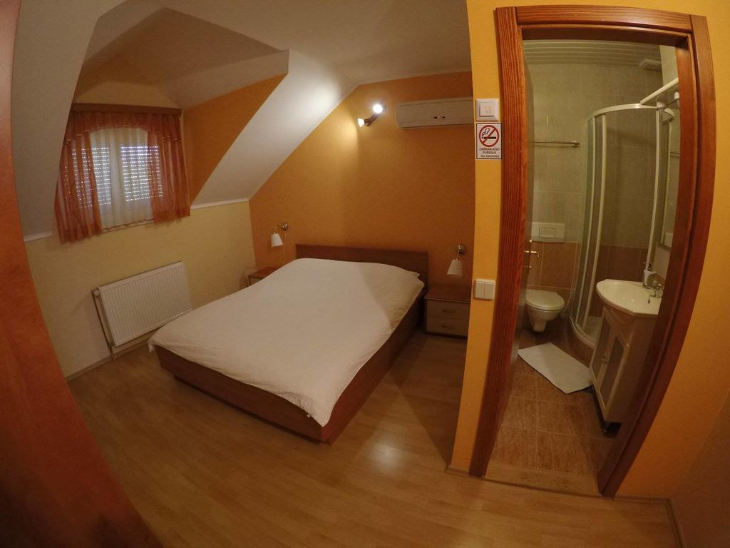 Bed and Breakfast Pansion Rody Gornja Stubica Exterior foto